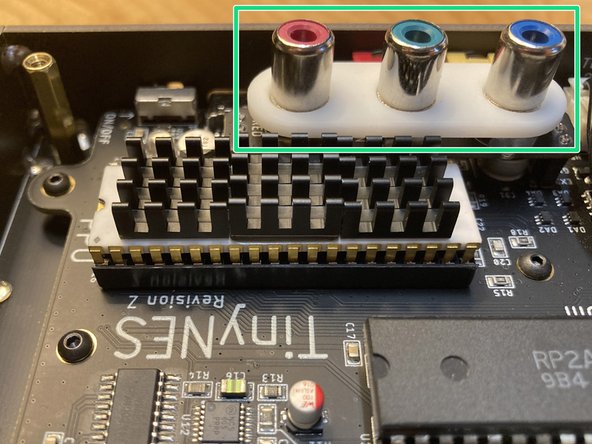 The spacer is symmetrical in all dimensions, so it doesn't matter which way you orient it.
