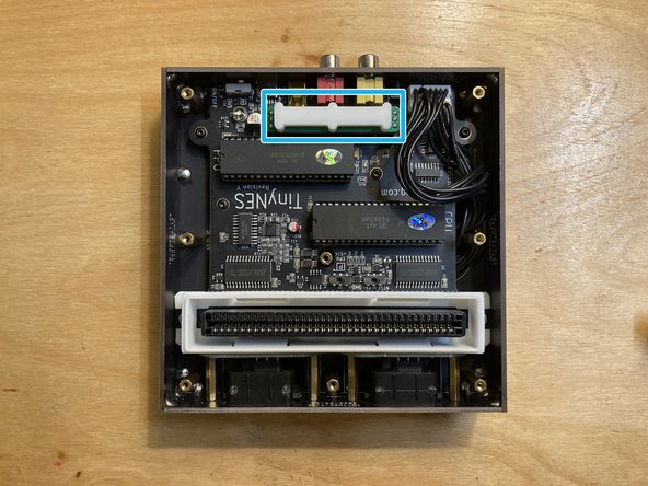 The spacer is symmetrical, so it doesn't matter which way it's oriented.