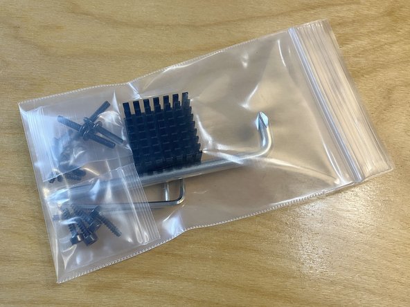 4 Phillips pan head screws with fine threads