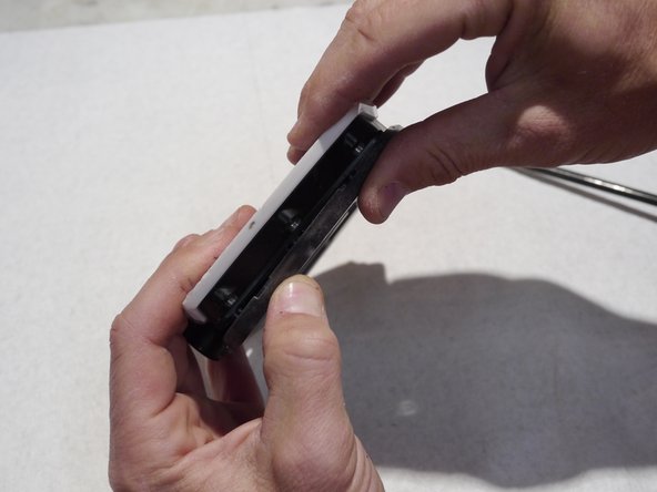 Wearplates are side specific. If you can't get a wearplate to line up, it may be for the other pedal