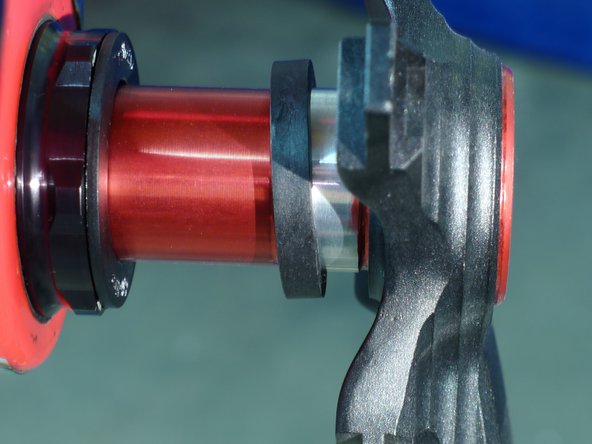 In this case we are installing LG1 cranks so spindle spacers are needed