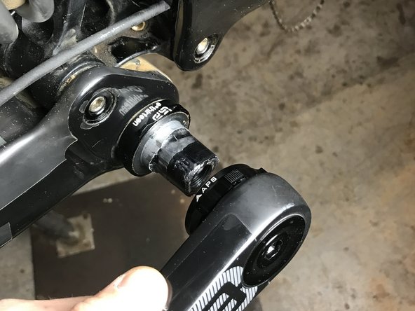 These are self extracting cranks. The 10mm allen bolt should not be tampered with.