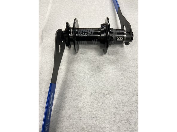 Be sure to center drifts to avoid damage to the bearing and/or uneven installation.