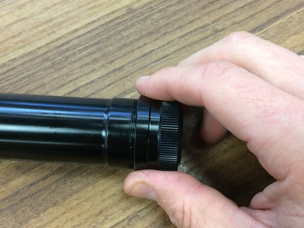 Install the main seal on the outer tube