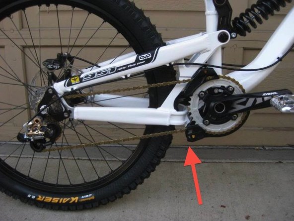 Remember that if you have a longer travel bike the guide will rotate slightly as the bike run through its travel, you can see on this V10 that we have the guide closer to 12 o'clock to protect the lower roller