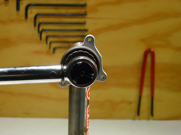 Tighten the BB to manufacturers torque spec