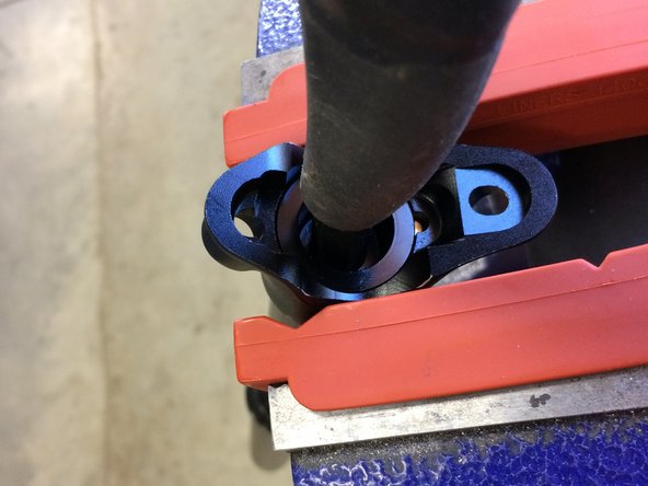 Using an M10 hex wrench tighten to 20N*m