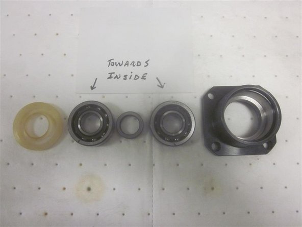 We recommend changing all bearings when changing a ball screw.