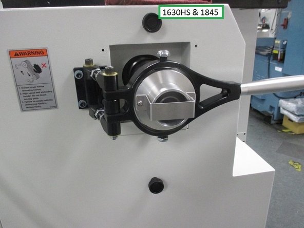 For the 1440 and 1630 screw the set screws thru the handle and into the clamping ring. Do not tighten