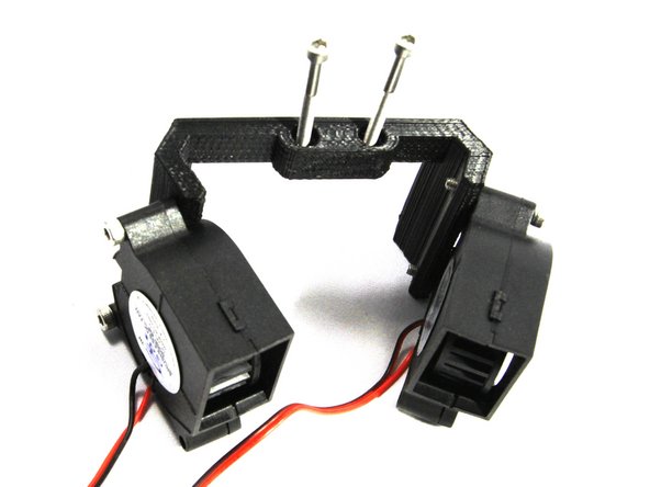 Make sure the PTFE tube is installed in the hot end.