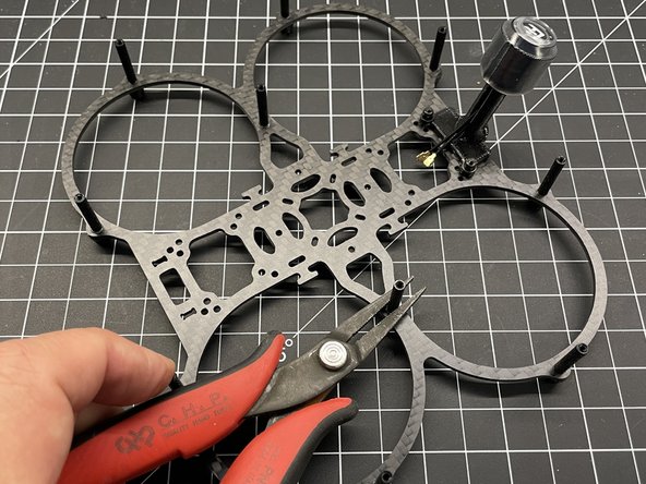 Use M2x8 screws on the inner 2 standoffs