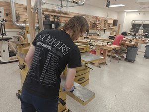 Bed De-Rusting and Waxing