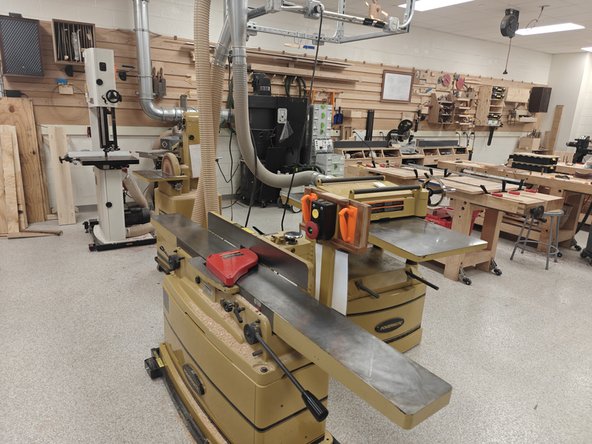 Using a fresh rag or shop towel firmly wipe off the excess wax from the bed