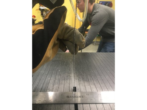 Make sure that the blade deflection is about 1/4&quot; side to side.