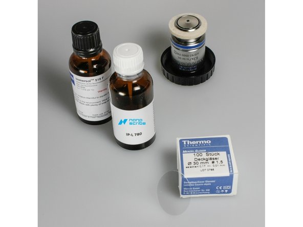 There are additional Nanoscribe materials that can be used with objective/slide combinations. For example: IP-G 780 is compatible with the 3D SF Oil set and IP-Visio is compatible with the 3D MF set.