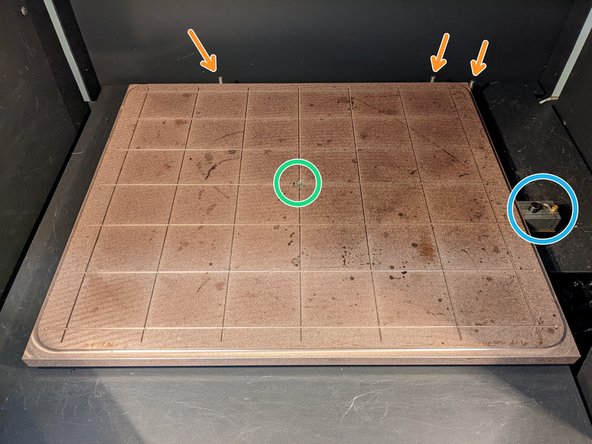 Vacuum Port - This SUCTIONS the disposable build plates to the platen