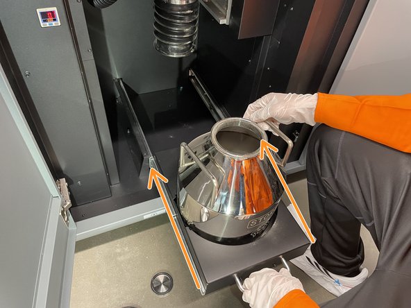 DO NOT use a cap, O-ring, and clamp to seal the removed keg