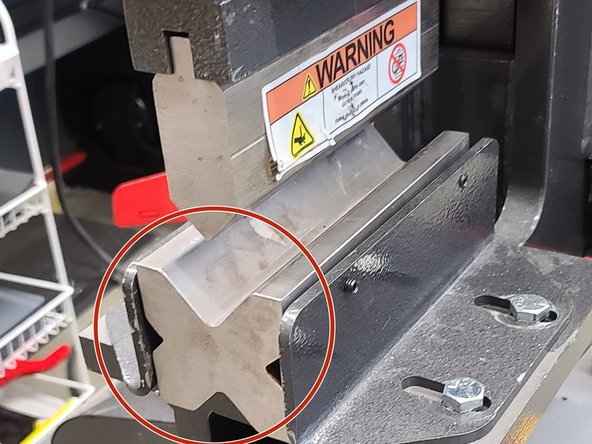Ensure that the bending block is removed if you do not plan on using the machine for bending.