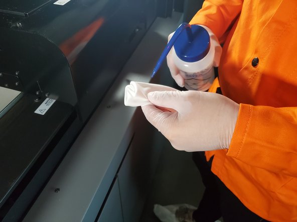 Select Maintenance &gt; Cleaning &gt; Clean Air Knife