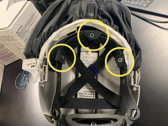 The three tabs should be facing down into the head cover.