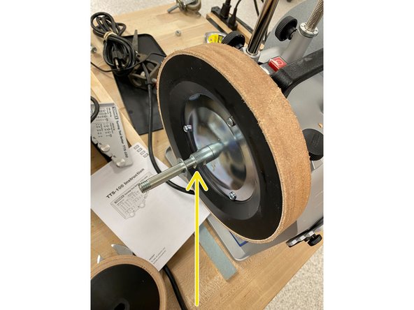 Start by unscrewing the thumb screw and then take off all the removable bits and place them in the same order in the storage bin.