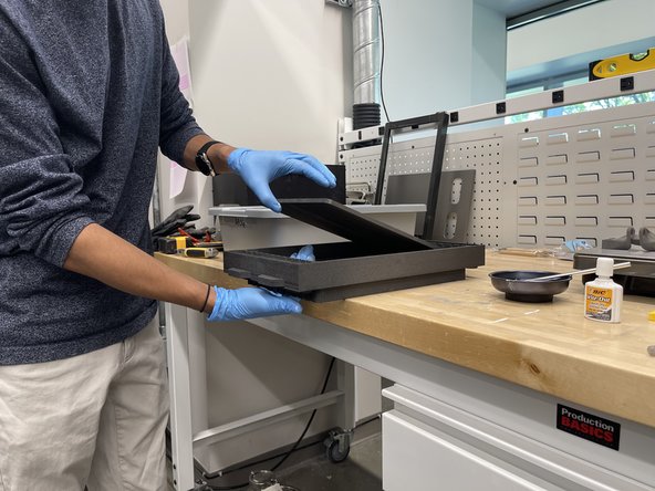 Inspect the retort ring for any solidified metals