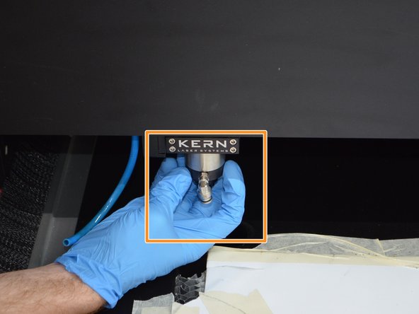 Tips just screw on the end of the lense