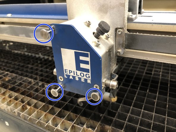 Tighten the three thumbscrews