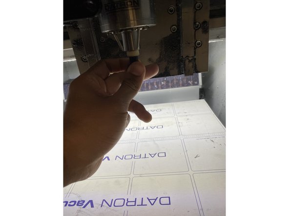 Once the collet has been removed use conically-shaped cleaning felt to clean the inside of the spindle.