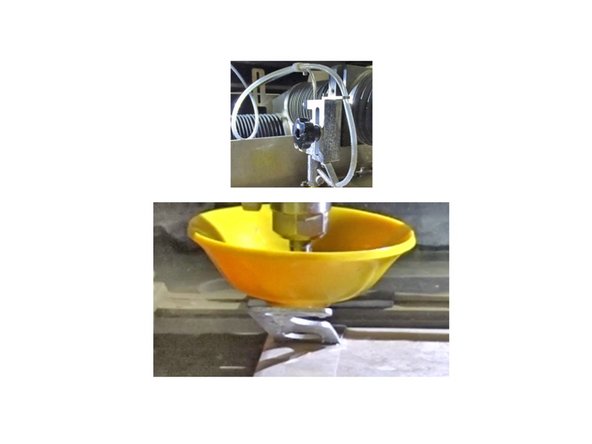 The nozzle should be cleaned before turning the machine off for the day