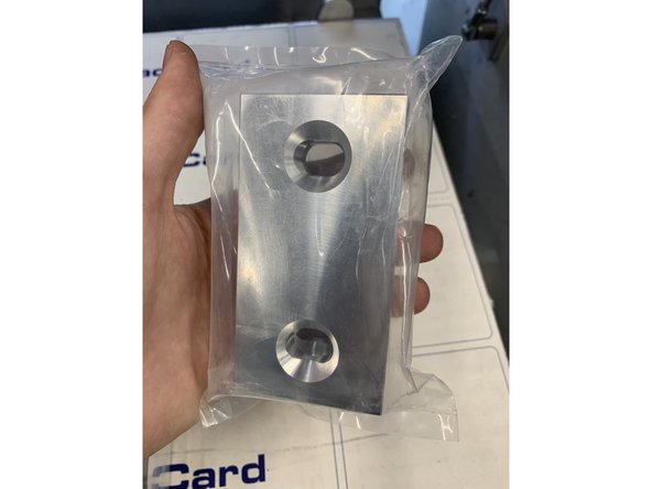 Soft jaws can also be used with this vise. They are to be put in place of the steel ones.