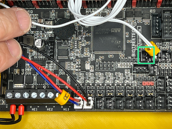 Connect the Heated Bed Thermistor to the left slot of the Hotend Thermistor.