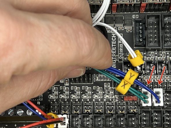 Insert the X and Y Endstop connectors.
