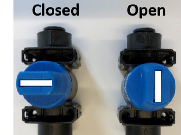 CO2: Gently open the main tap of the gas bottle.
