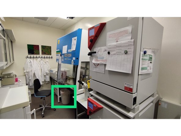 Before using the cell culture lab or disposing biological waste, request access to room Y42H97a from the ZMB staff.