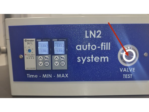 Before exchanging and refilling the pressurized nitrogen tank, it is recommended to completely fill the nitrogen dewar. A full dewar lasts ca. 20 hours.