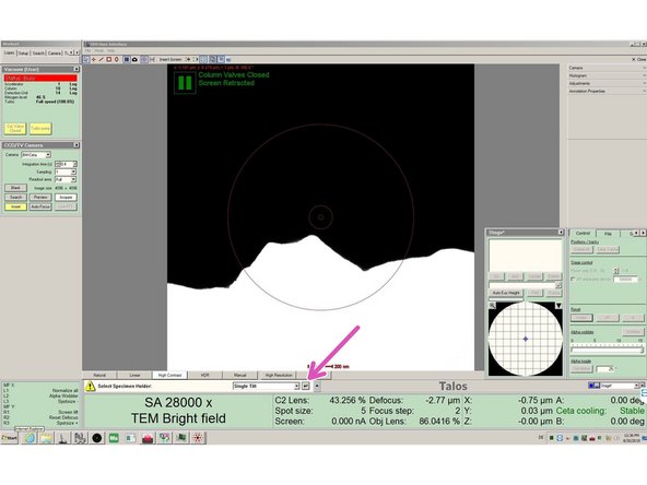 Confirm the Single Tilt specimen holder by clicking on the arrow.