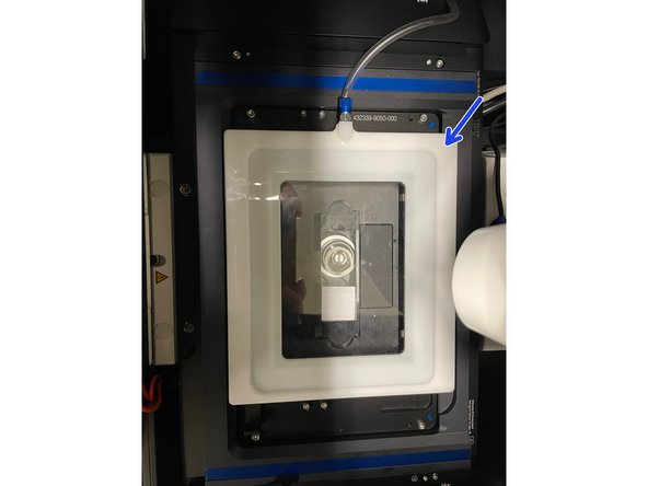 Close the gas supply channel to the ELYRA.