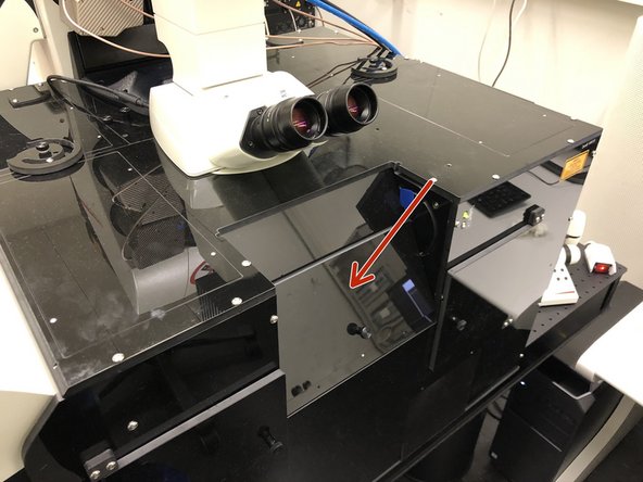 Before engaging the spectral  detectors for multiphoton imaging be sure to close the hatch of the light insulation box and to turn off the room light.