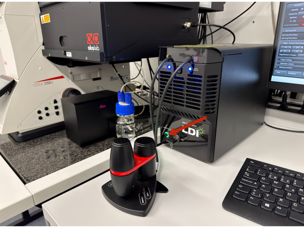 Important: Before opening LAS X, ensure that the light engine LED status ring is green.   If the LED ring is not green, the light source will not be controllable in the software later.